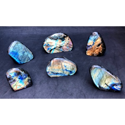 LABRADORITE FORME LIBRE Entièrement POLIE Lot de 2,1 Kg