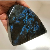 LABRADORITE MULTICOLORE  FORME LIBRE POLIE 1350g