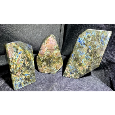 LABRADORITE FORME LIBRE Entièrement POLIE Lot de 3,22 kg 